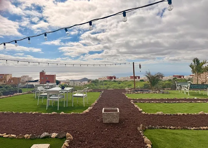 Ferienhaus Cueva Thalia - Luxury Cave With Heated Indoor Pool And Garden