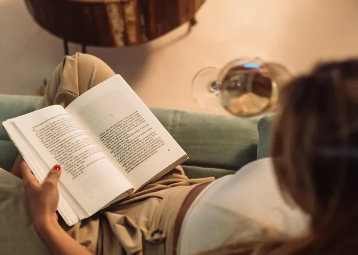 Cueva Thalia - Luxury Cave With Heated Indoor Pool And Garden *