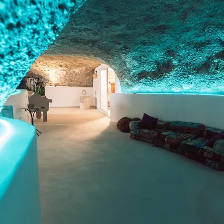 Cueva Thalia - Luxury Cave With Heated Indoor Pool And Garden Vakantiehuis San Miguel de Abona